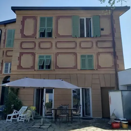 Smeralda - Italian Luxury Apt Overlooking Bay Of Portofino Apartmán *